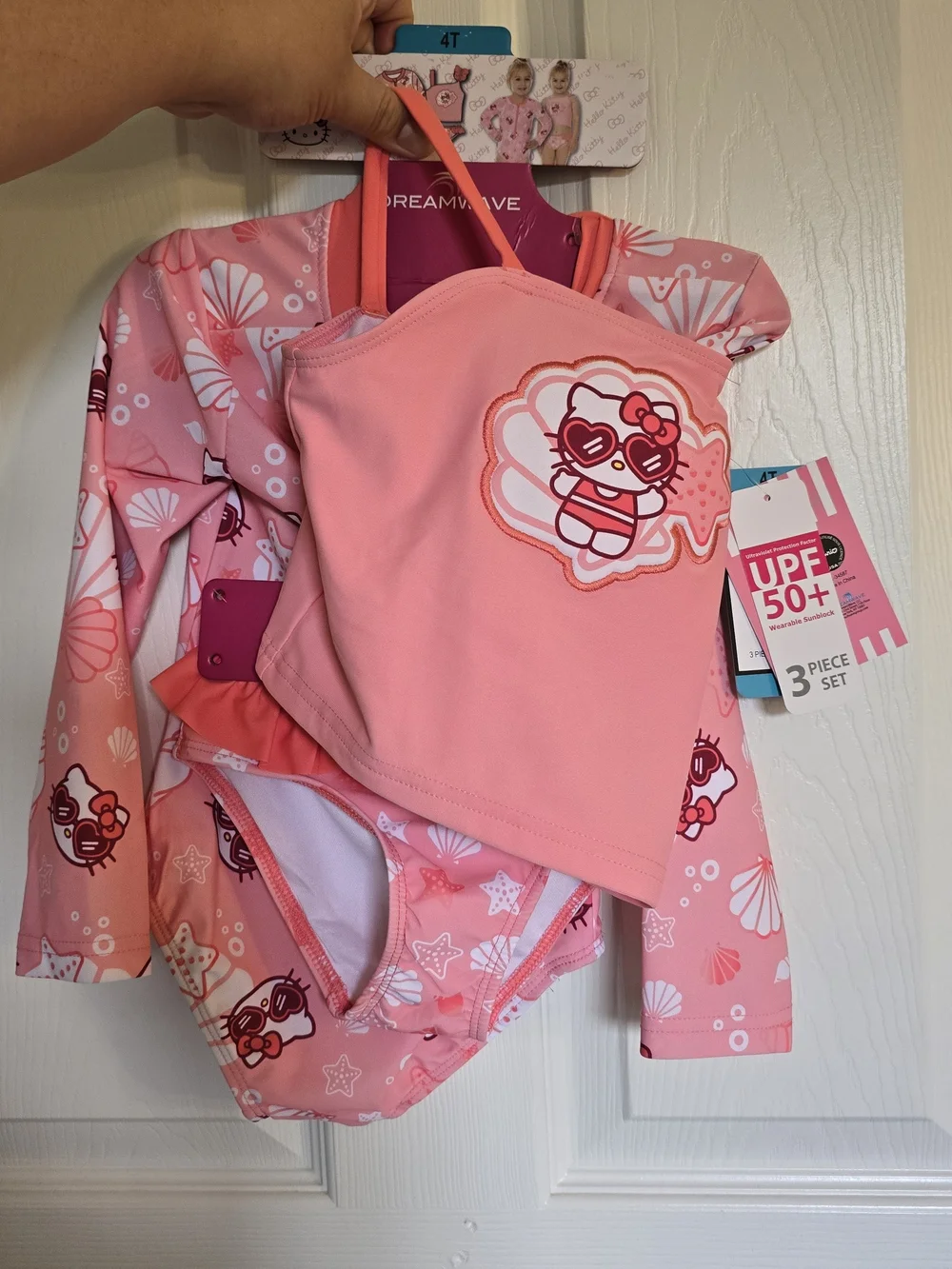 Hello Kitty hello kitty